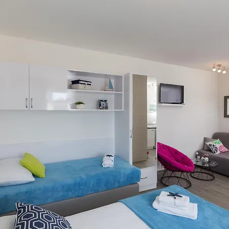 South Side - With View * ドゥブロブニク